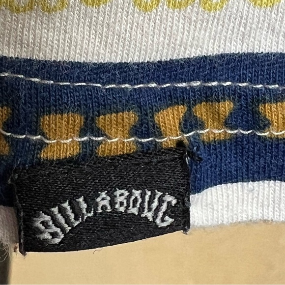 Billabong Men’s Crew Neck Short Sleeve Shirt With Abstract Stripes Small VGC - Picture 8 of 9